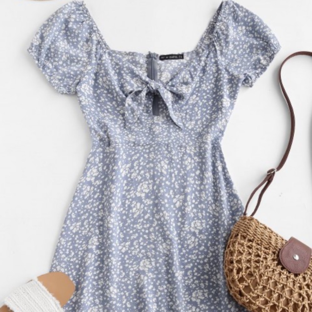 ZAFUL DRESS WITH KEYHOLE TIE FRONT